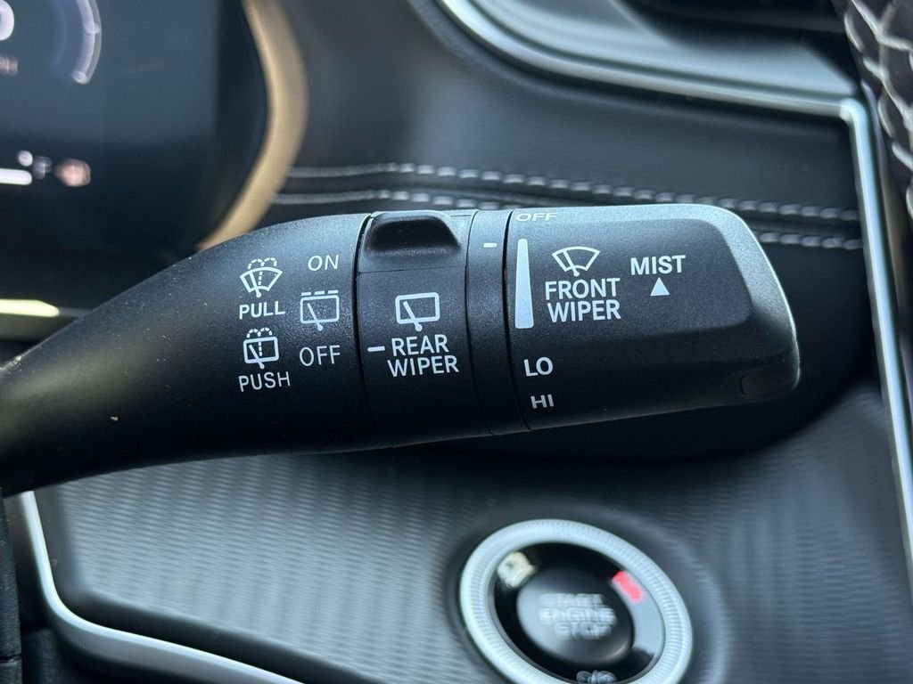 Used 2025 Black Jeep Altitude X image 25