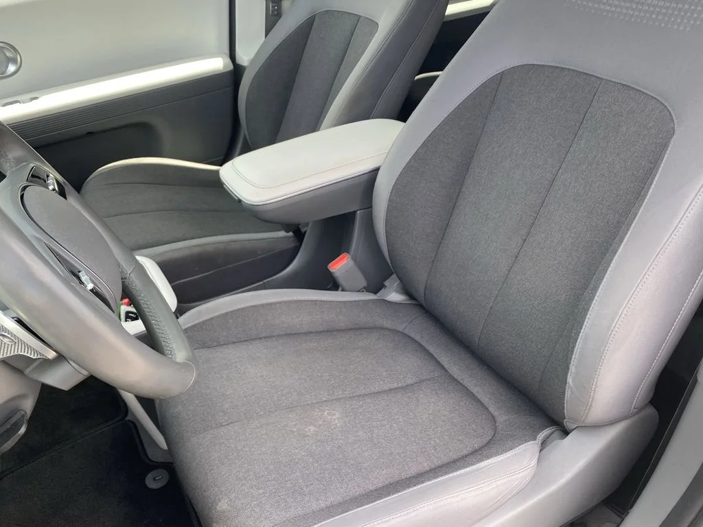 Used 2024 Abyss Black Hyundai SEL image 11