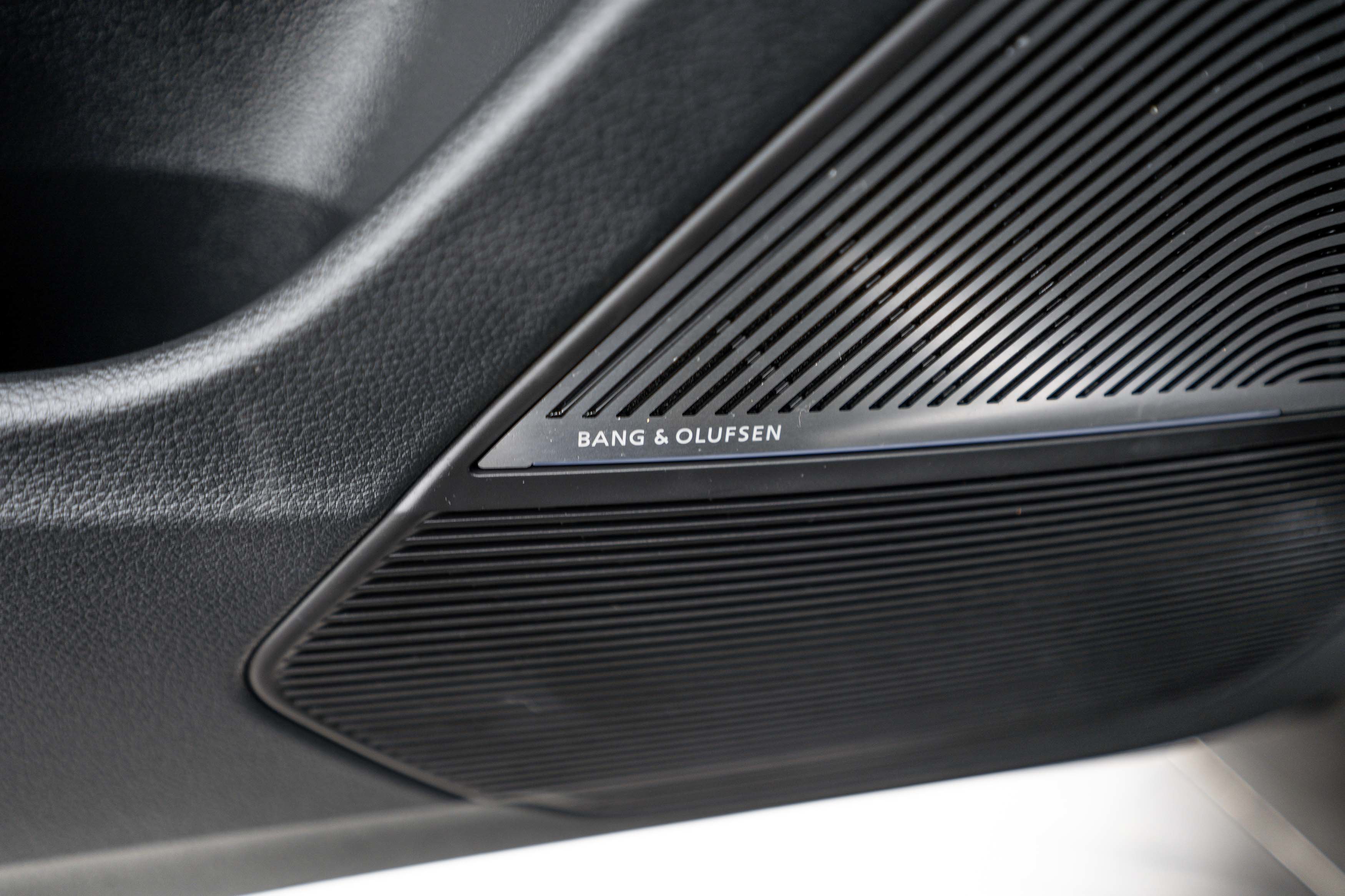 Used 2021 Daytona Gray Pearl Effect Audi  image 17