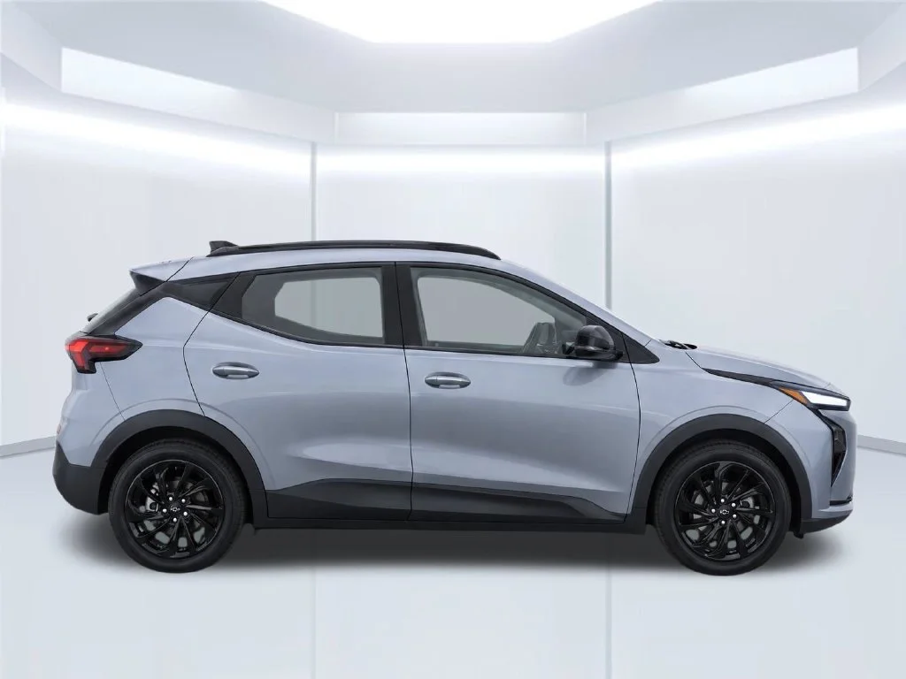 New 2027 Gray Chevrolet RS image 10