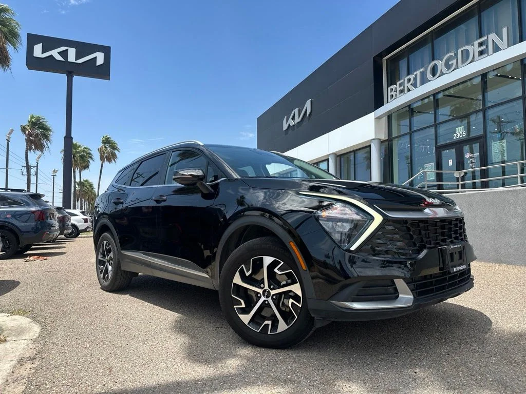 Used 2023 Black Kia EX image 1