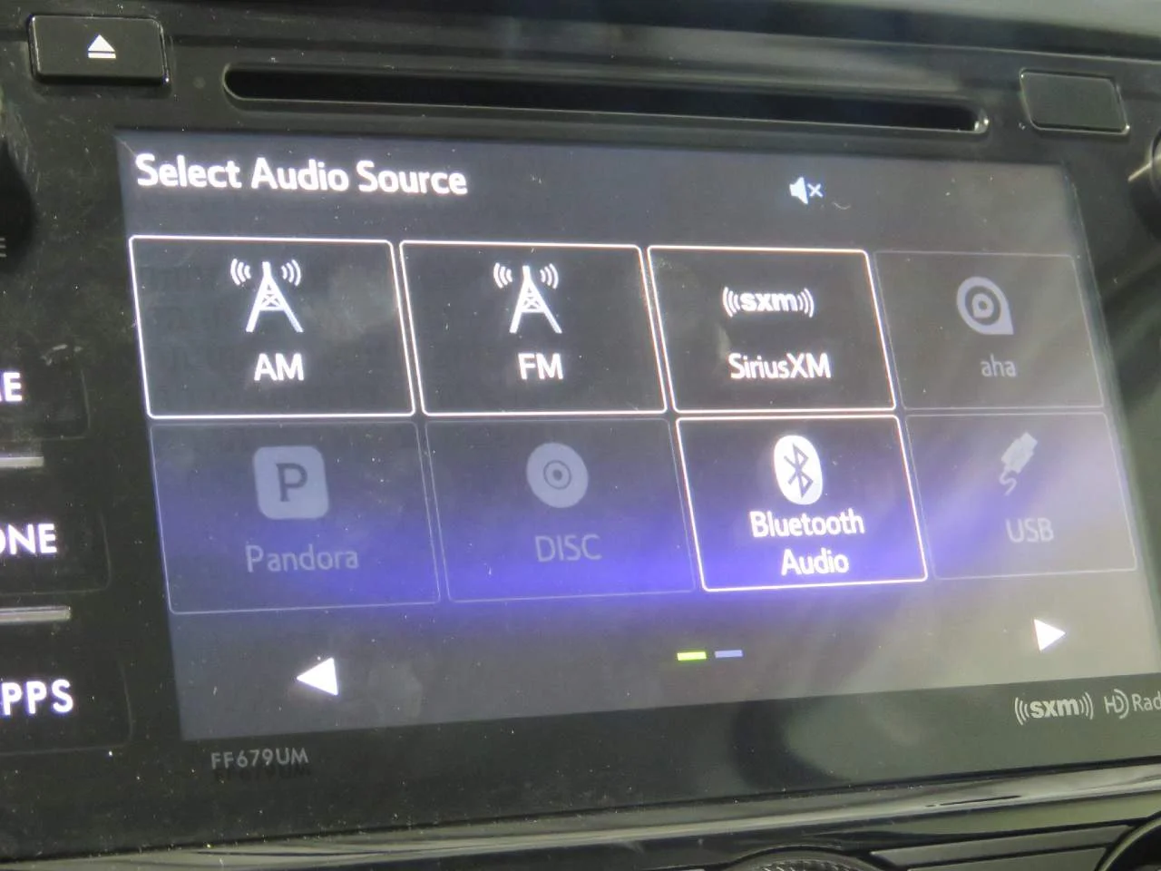 Used 2018 Quartz Blue Pearl Subaru 2.5i Premium image 13