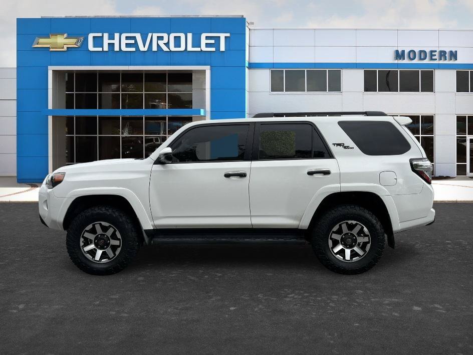 Used 2018 Super White Toyota TRD Off Road Premium image 2