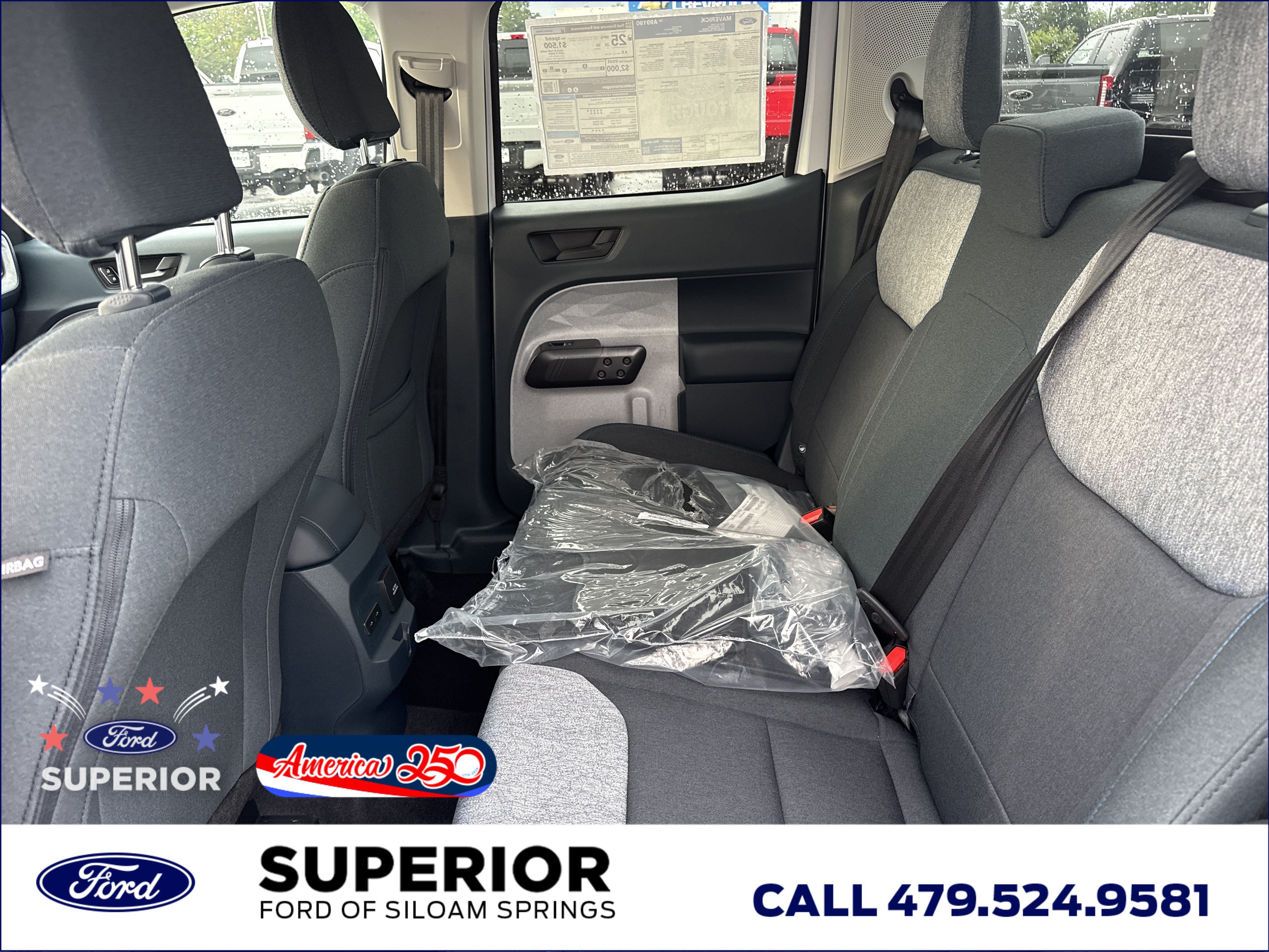 New 2026 Oxford White Ford XLT AWD image 7
