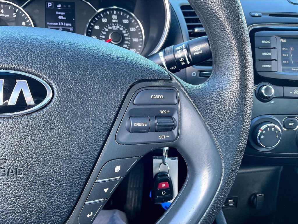 Used 2018 Silky Silver Kia LX image 22