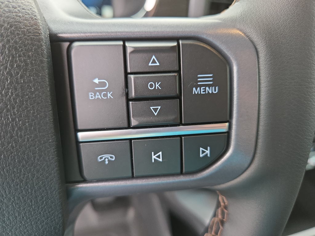 New 2026 Oxford White Ford Lariat® image 18