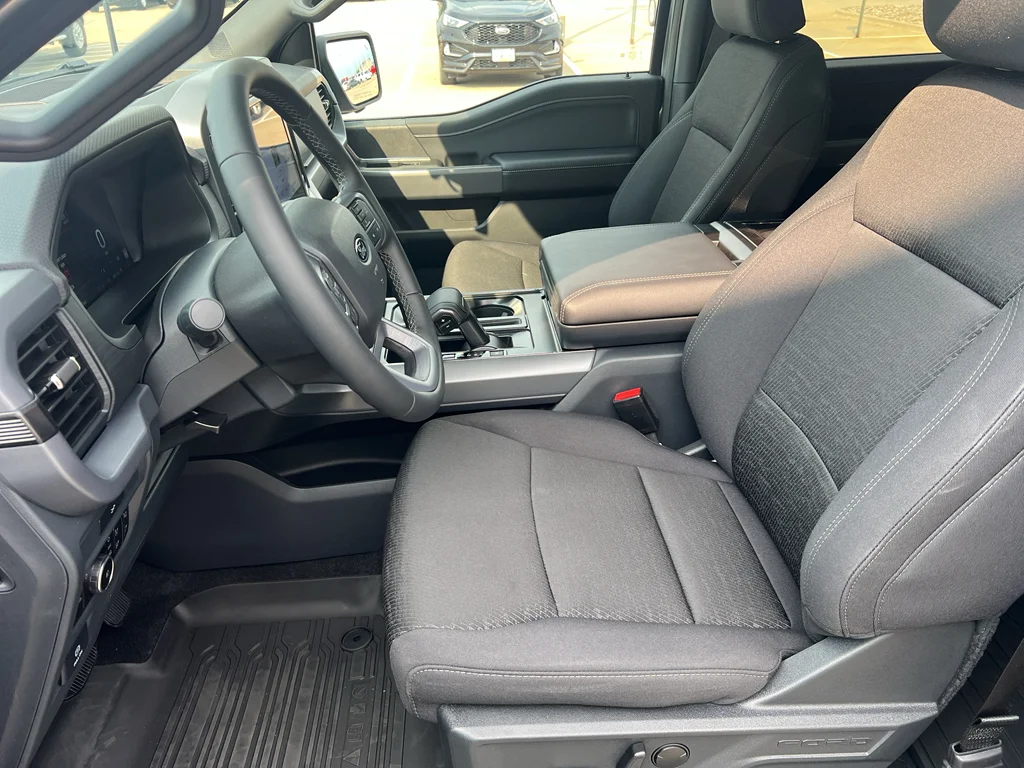 New 2026 Iconic Silver Metallic Ford XLT image 12