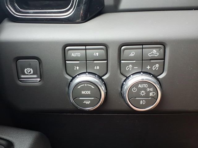 2026 GMC Sierra 2500HD AT4 - Photo 13