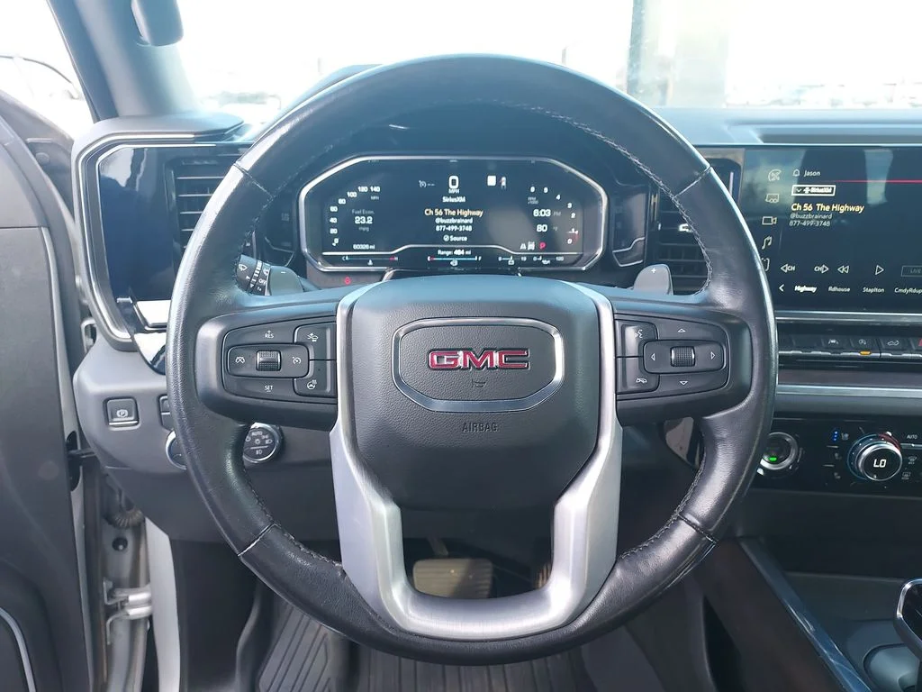 Used 2022 Silver GMC SLT image 20