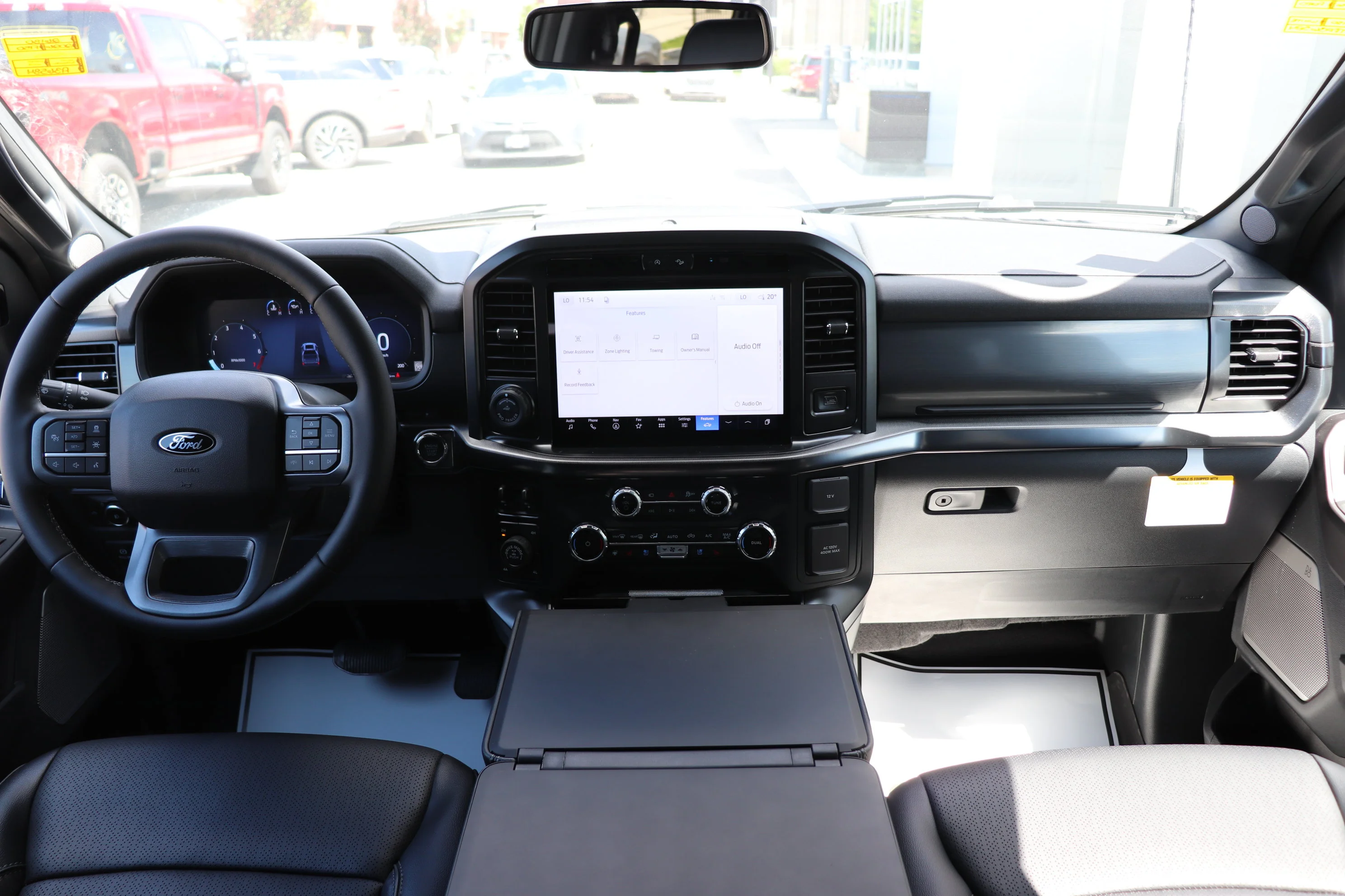 New 2026 OXFORD WHITE Ford LARIAT image 22