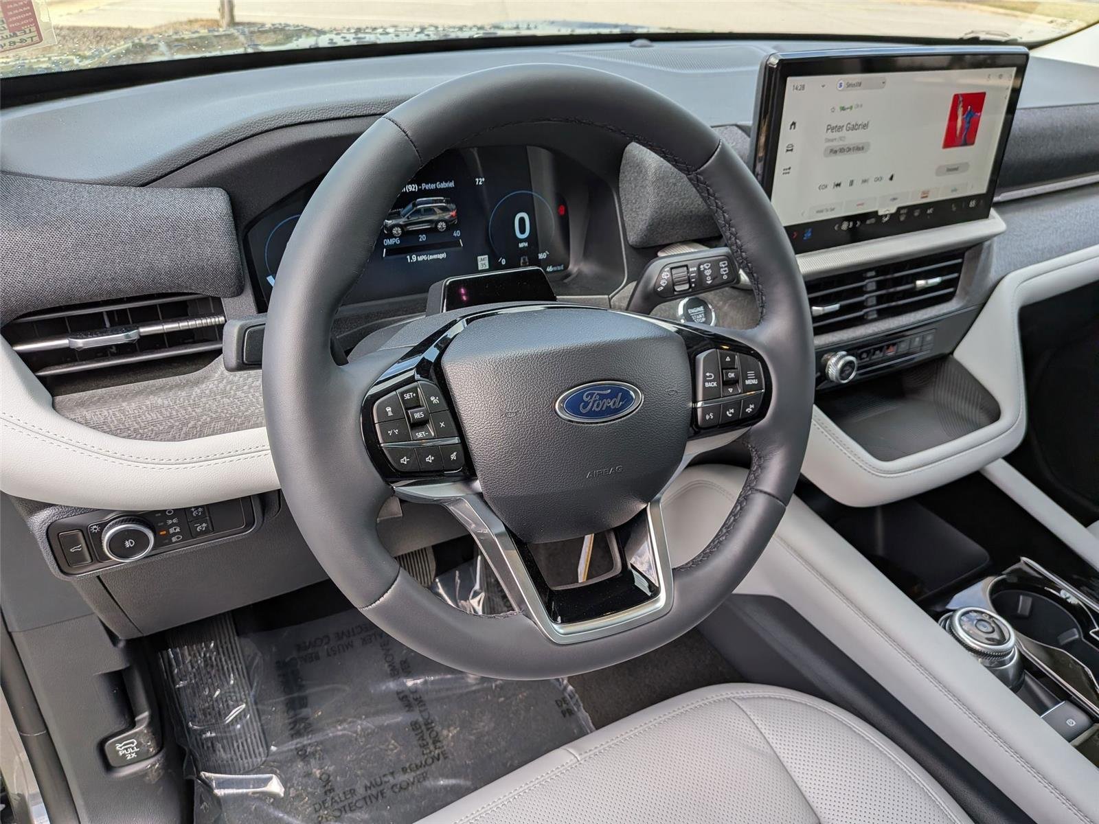 New 2026 Carbonized Gray Metallic Ford Platinum™ image 15