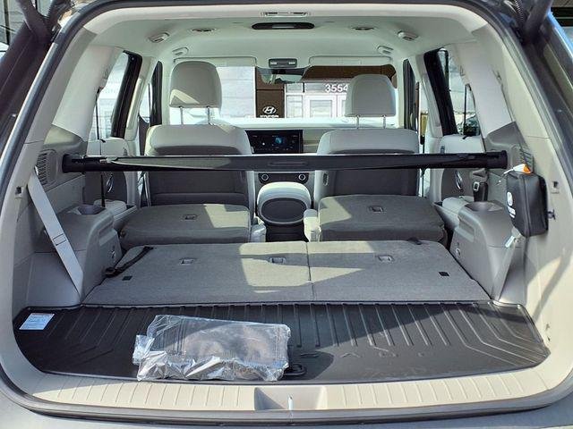 New 2026 Silver Hyundai SEL AWD image 6