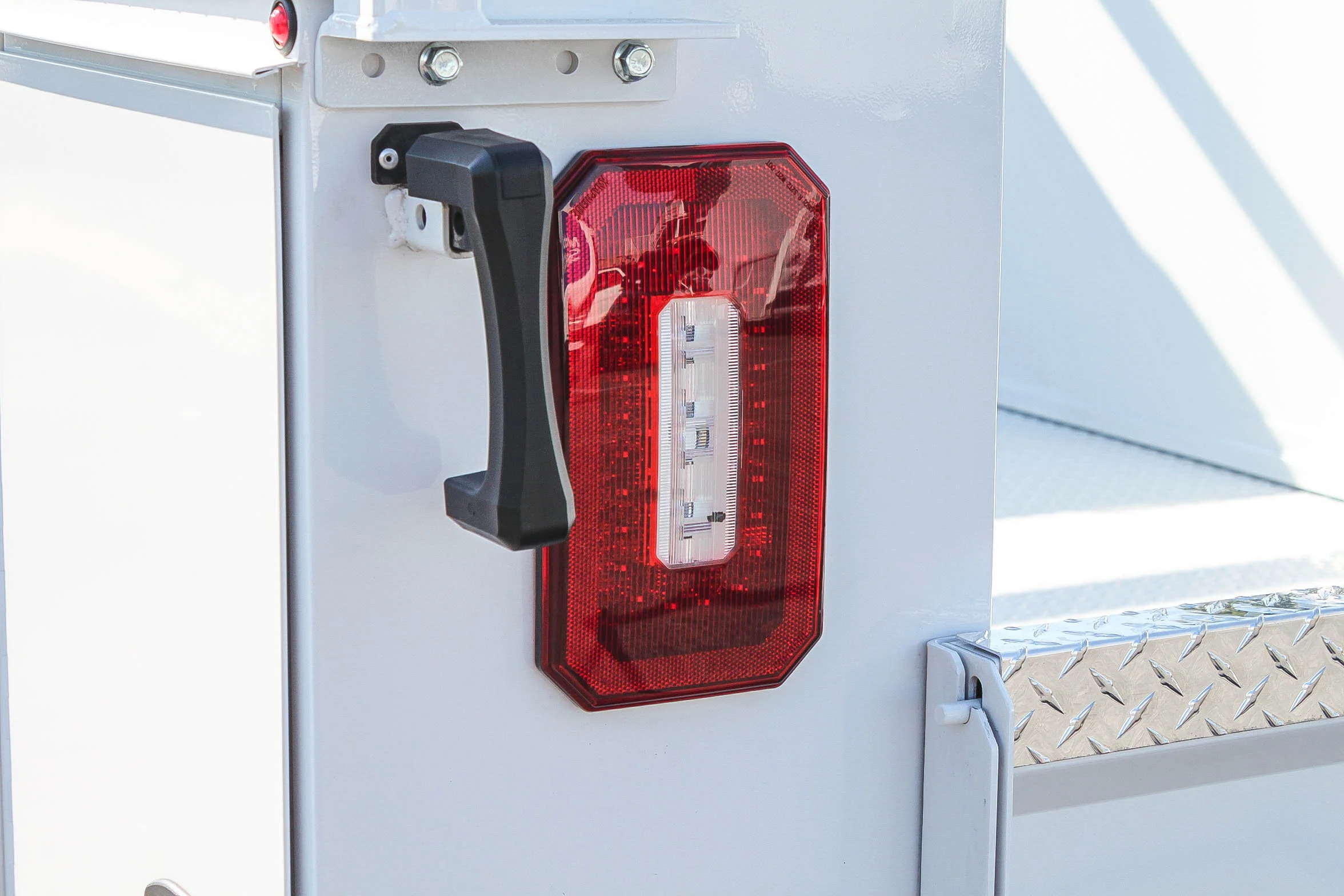 New 2026 Oxford White Ford F-250® XL image 9