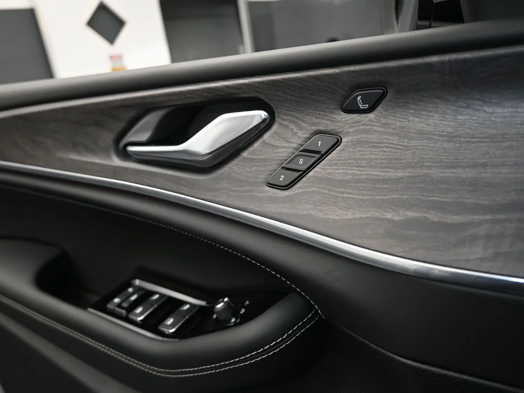 2024 Jeep Grand Cherokee Overland - Photo 14