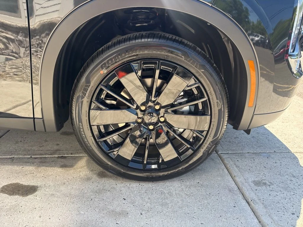 New 2026 Black Mitsubishi LE image 2