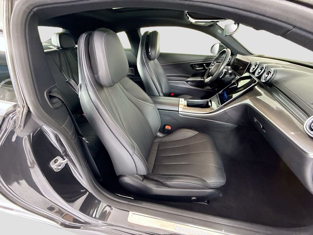 Certified Used 2025 Graphite Gray Metallic Mercedes-Benz CLE 300 image 20