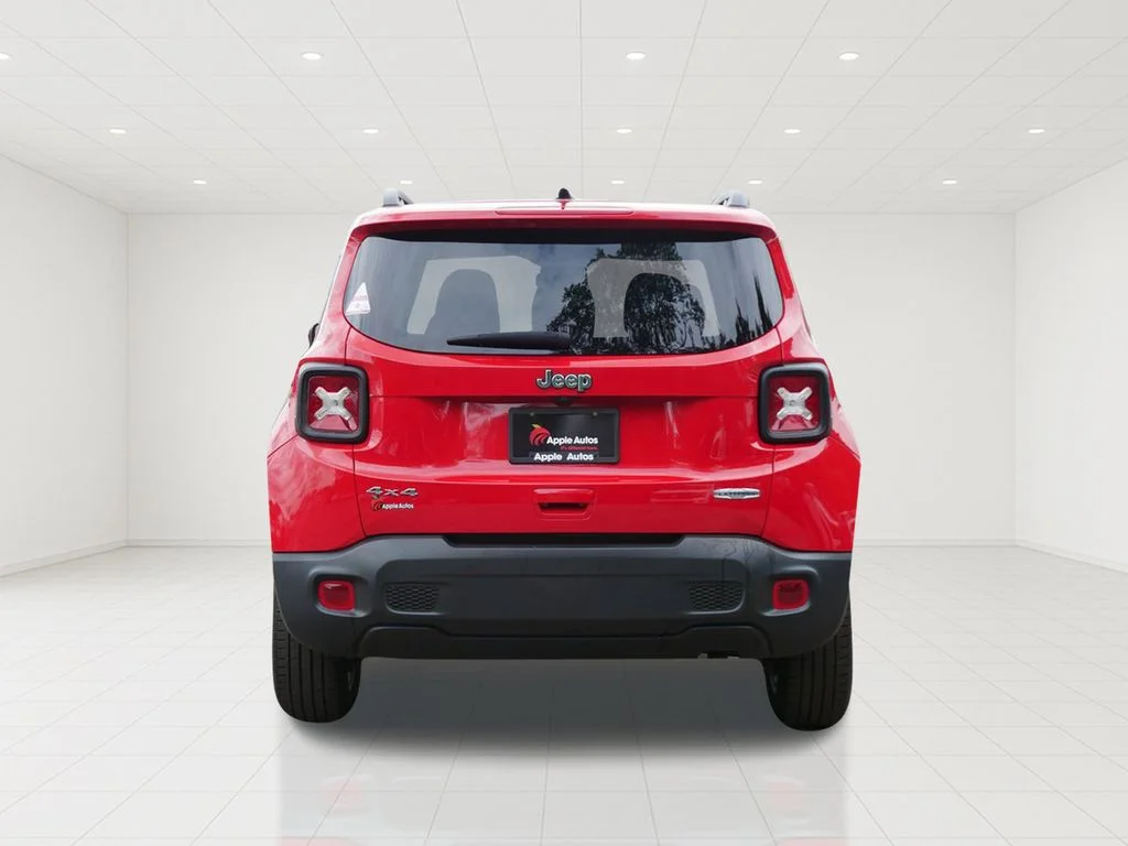 Certified Used 2020 Red Jeep Latitude image 4