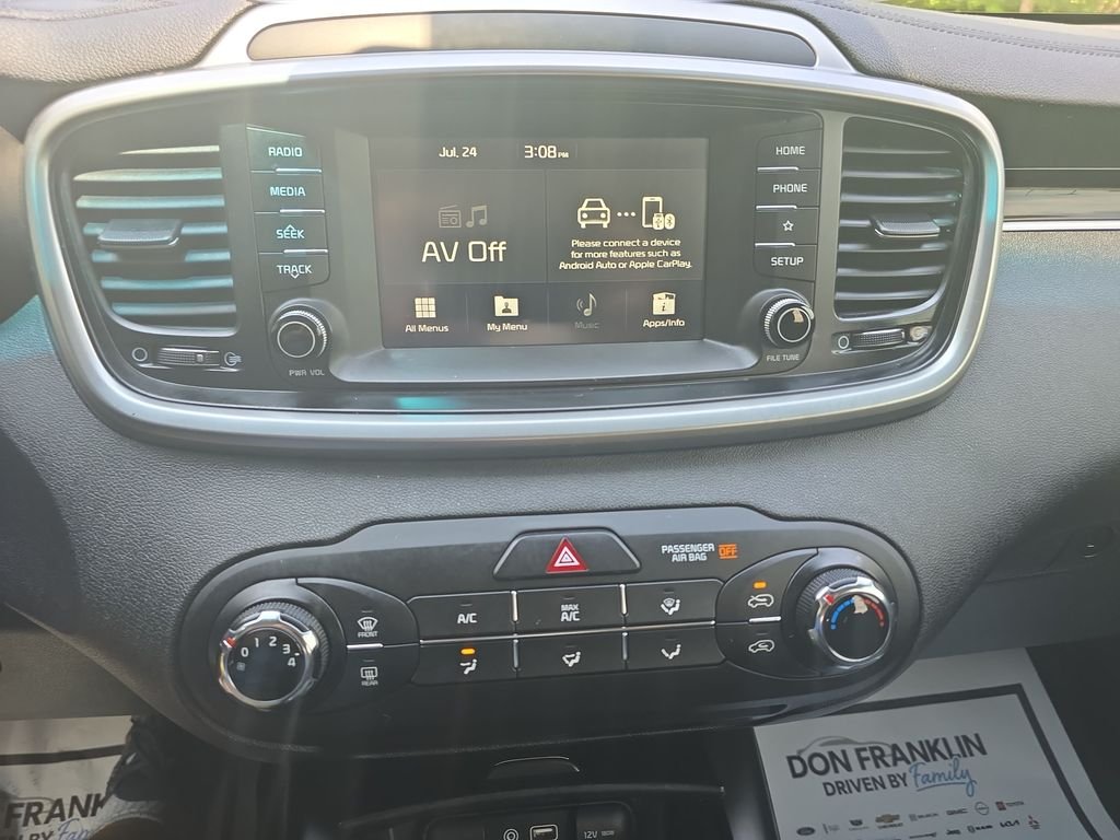 Used 2020 Purple Kia LX image 21