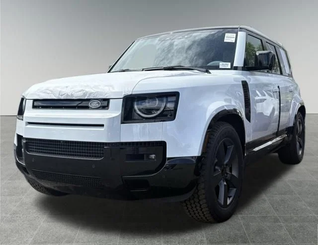 2026 Land Rover Defender 110 X-Dynamic SE P400's photo