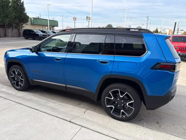 New 2027 Blue Jeep Overland image 7