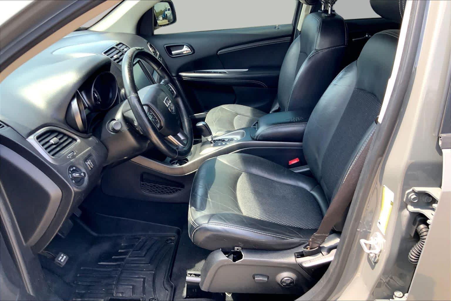 Pre-Owned 2019 Dodge Journey Crossroad