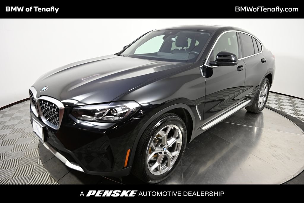 2023 BMW X4 xDrive30i's photo
