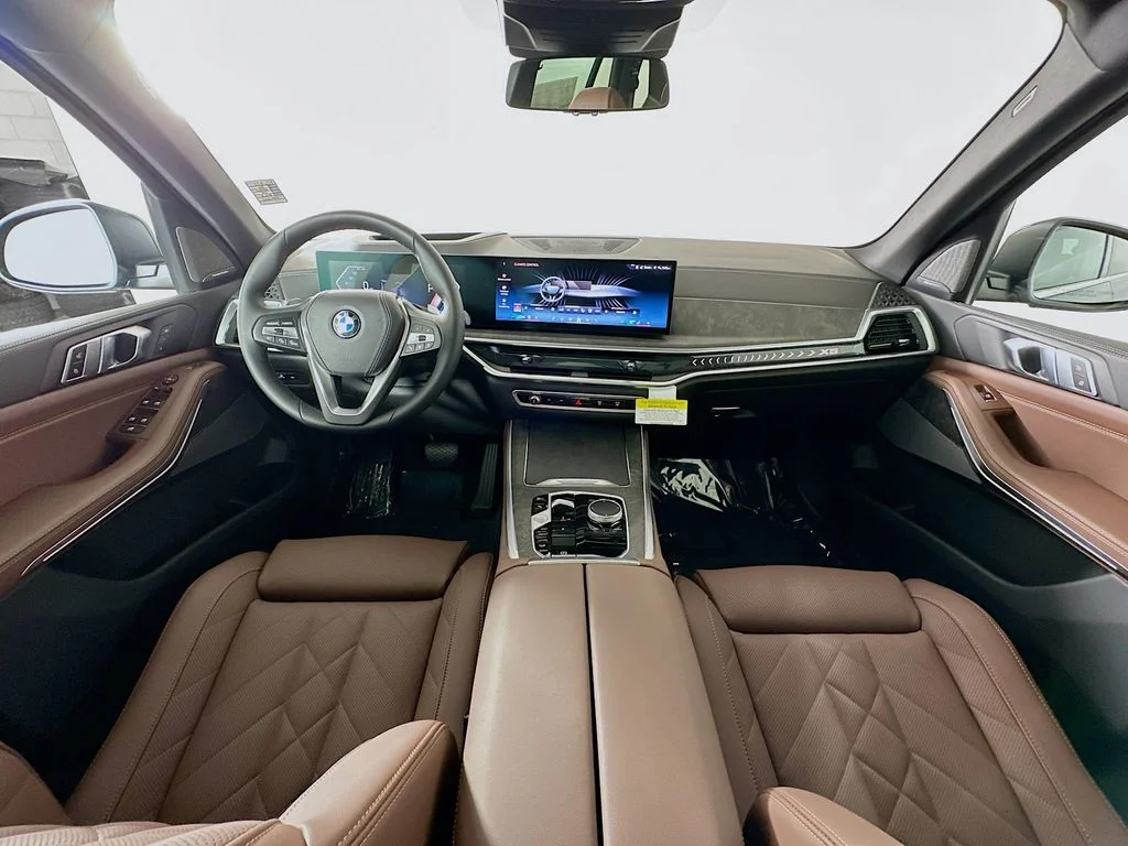 New 2026 Black Sapphire Metallic BMW xDrive40i image 26