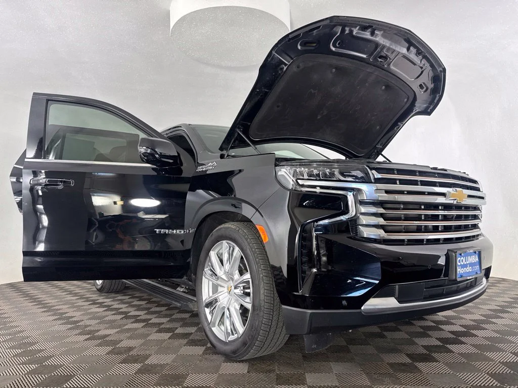 Used 2021 Black Chevrolet High Country image 20