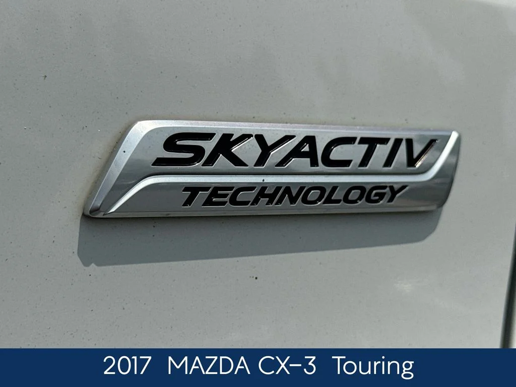 Used 2017 White Mazda Touring image 11