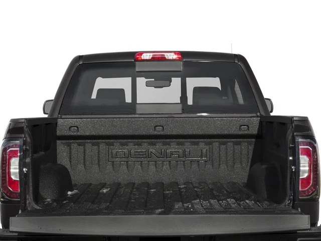 Used 2018 White Frost Tricoat GMC Denali image 15