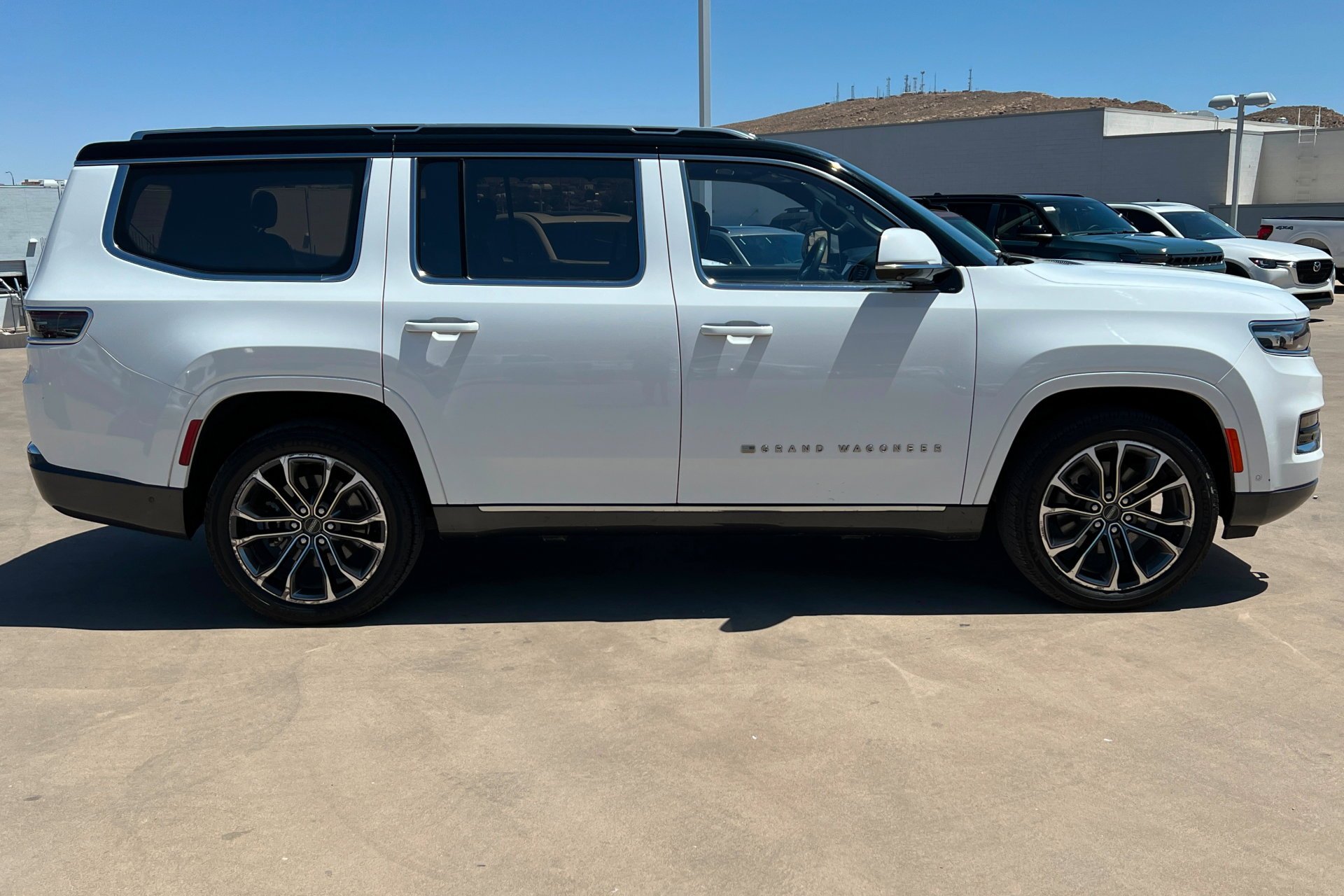 Used 2022 Bright White Clearcoat Jeep Series III image 7