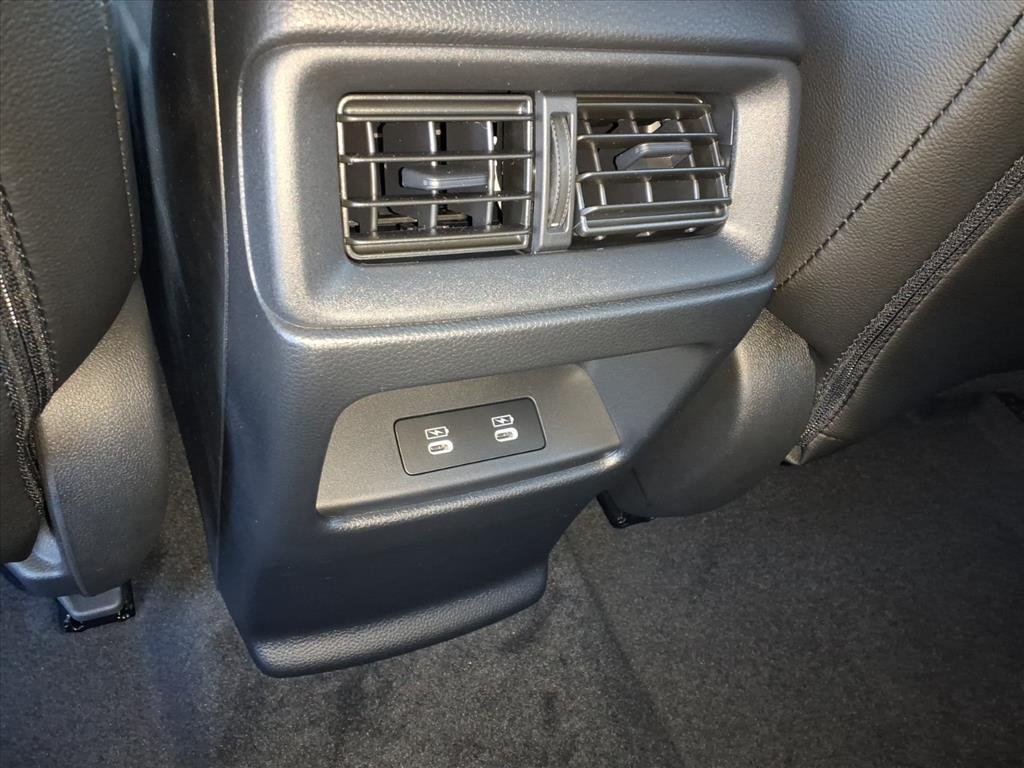 2026 Honda CR-V Hybrid Sport-L photo 3