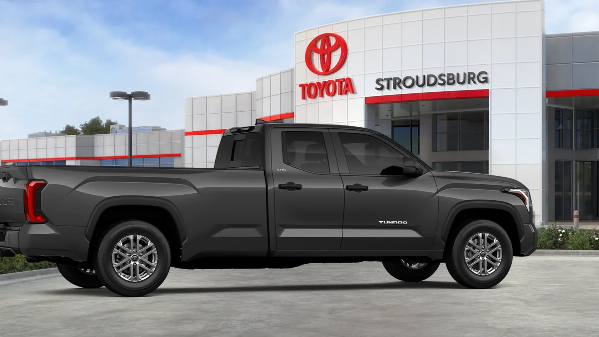 New 2026 Magnetic Gray Meta Toyota SR5 image 39