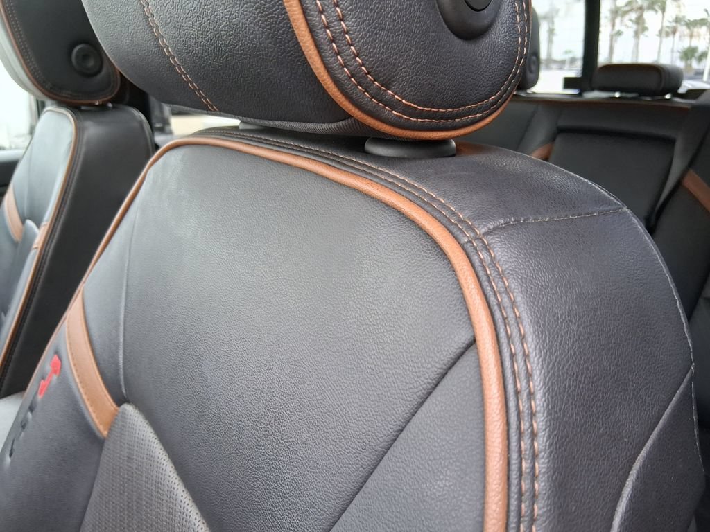 Used 2023 Onyx Black GMC AT4 image 18