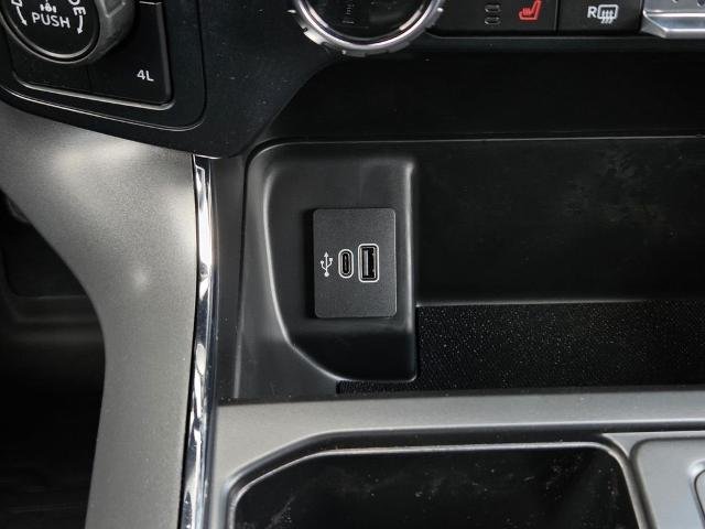 New 2026 Iconic Silver Metallic Ford XLT image 73