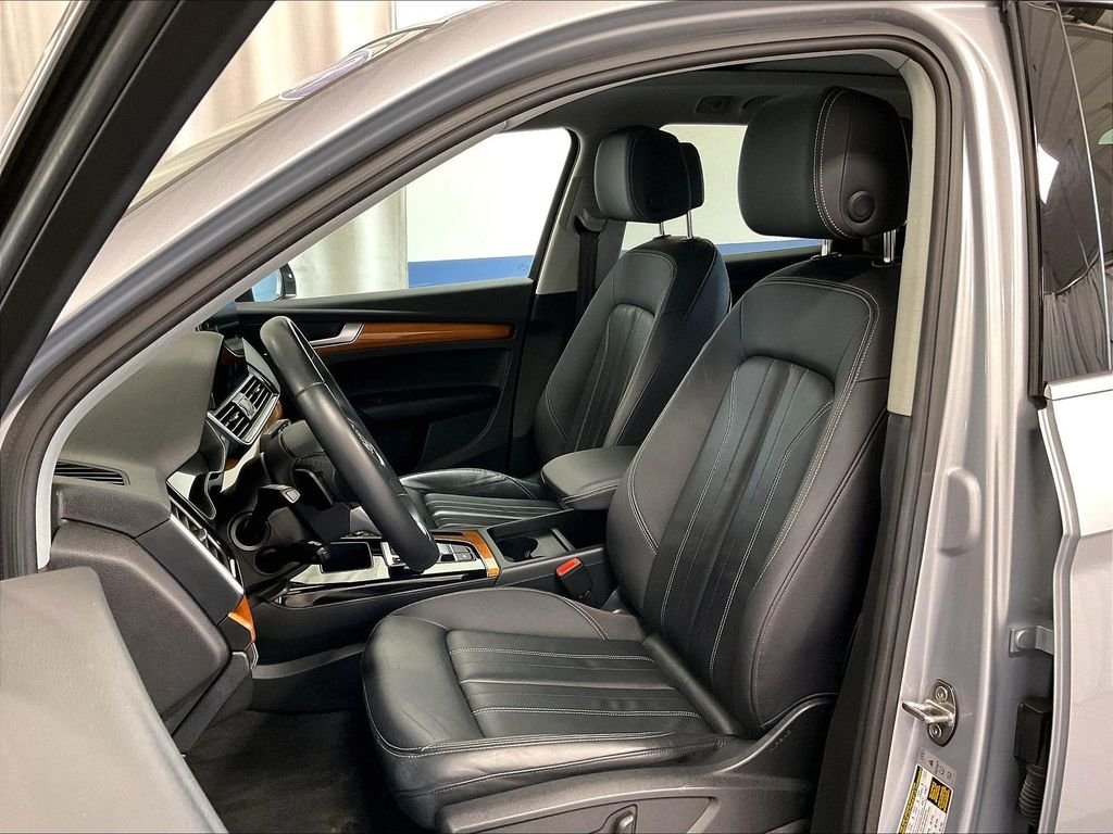 Used 2023 Silver Audi 40 Premium image 10