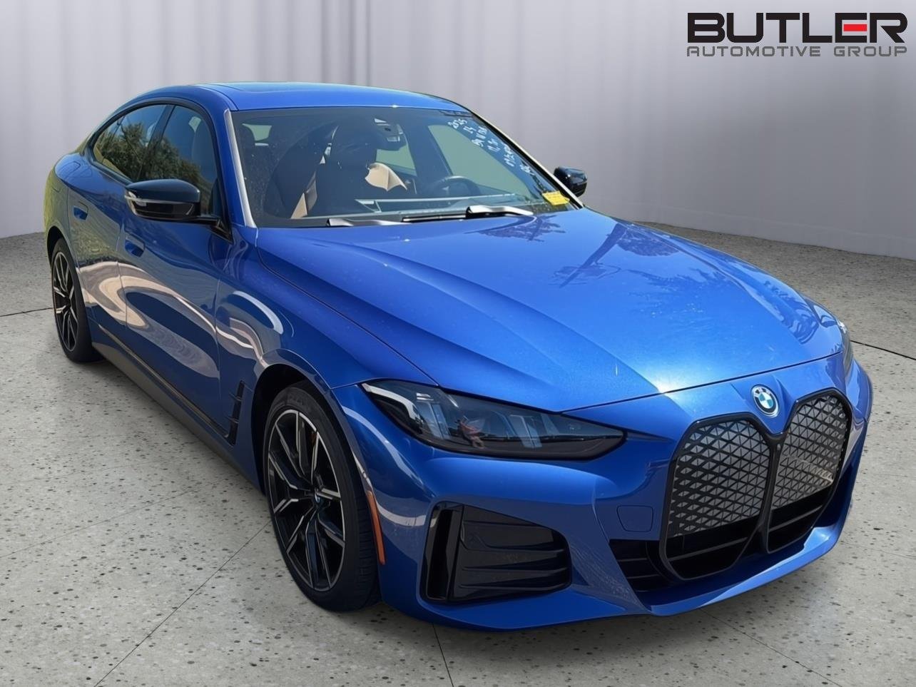 Used 2025 Portimao Blue Metallic BMW eDrive40 image 6