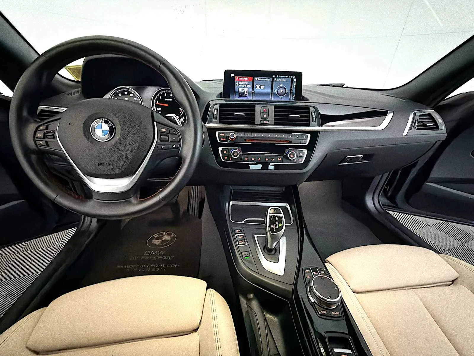 Used 2020 Mineral Grey Metallic BMW 230i xDrive image 17