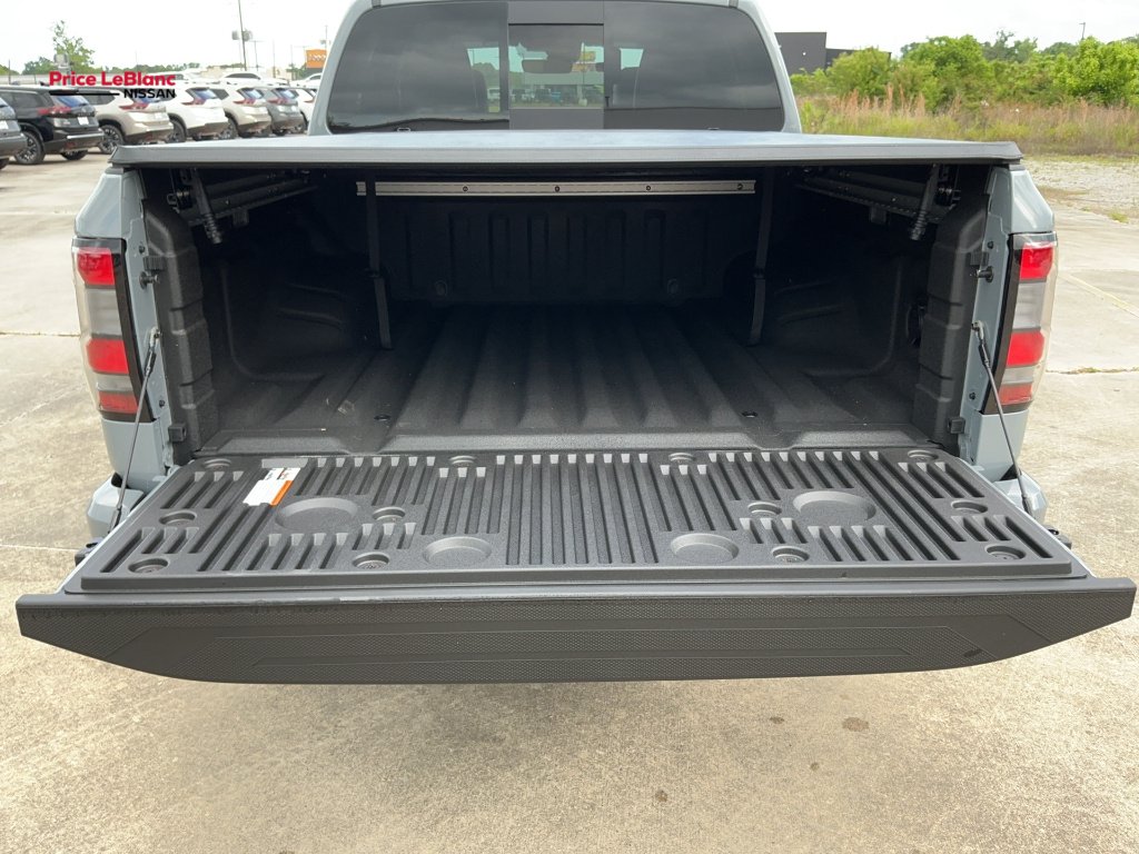 New 2026 Boulder Gray Pearl Nissan Crew Cab PRO-X® image 9