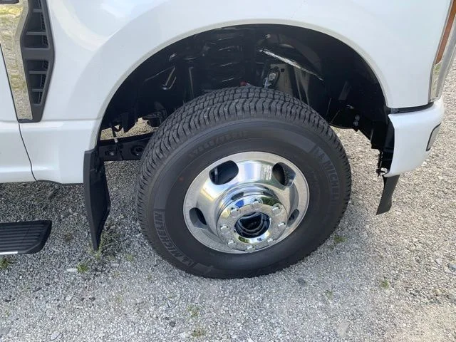 New 2026 White Ford F-350® Platinum® image 40
