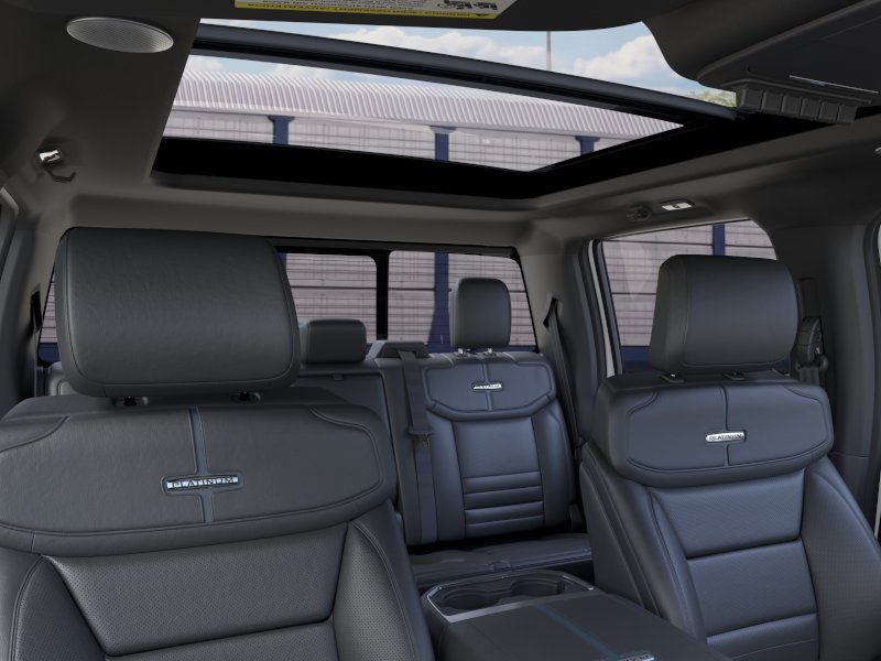 New 2026 Star White Metallic Tri-Coat Ford F-350® Platinum® image 22