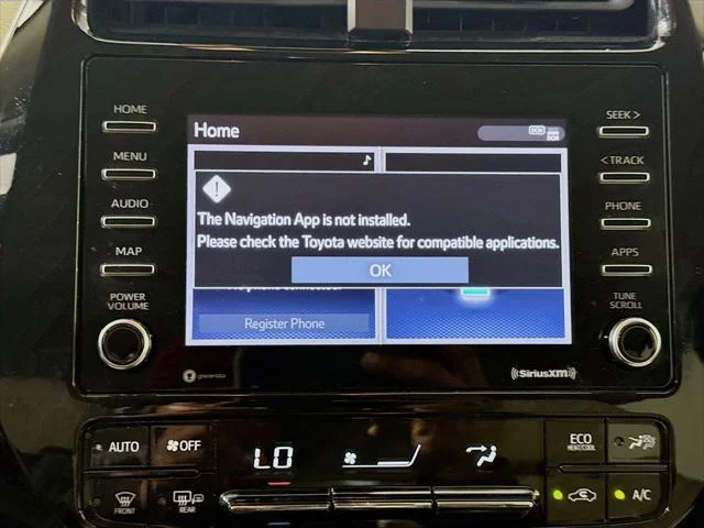 Certified Used 2022 WIND CHILL PEARL Toyota  image 14