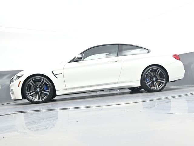Used 2018 White BMW Base image 36