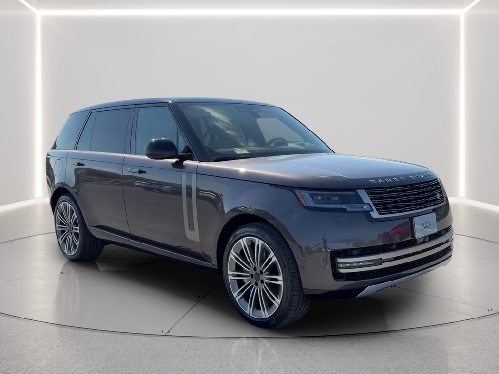 New 2026 Charente Grey Land Rover SE image 3