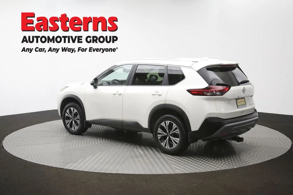 Used 2023 White Nissan SV image 67