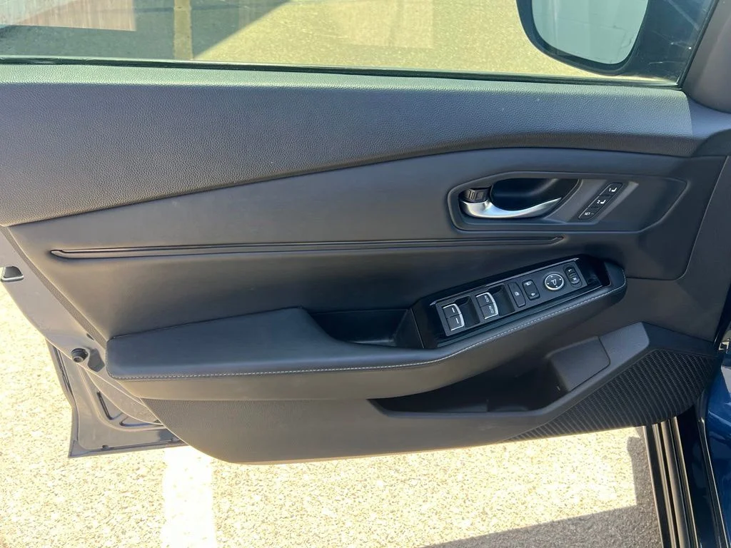 Used 2023  Honda Touring image 10