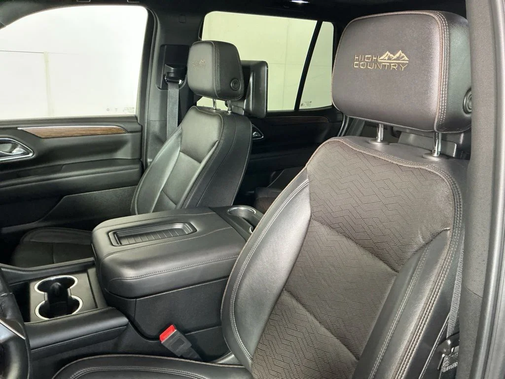 Used 2023 Black Chevrolet High Country image 9