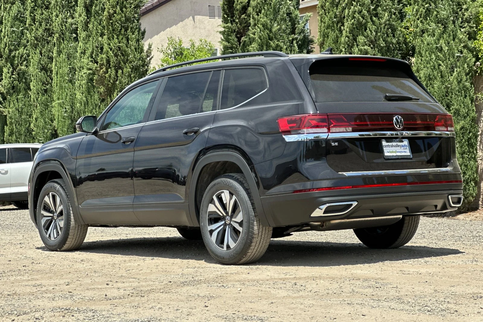 New 2026 Deep Black Pearl Volkswagen 2.0T SE image 6