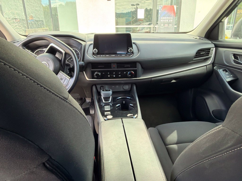 Used 2024 Black Nissan S image 7