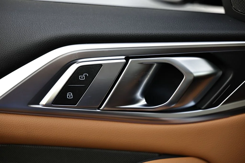 New 2026 Portimao Blue Metallic BMW 430i image 15